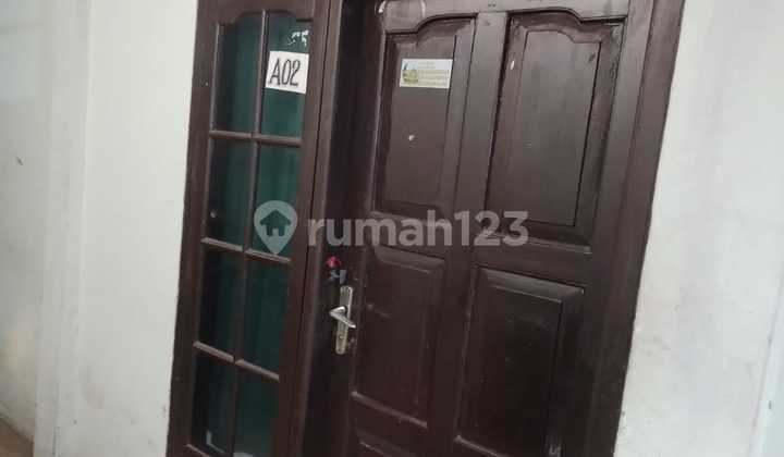 For sale. Boarding house on Jalan Sederhana. Close to Rshs. 2