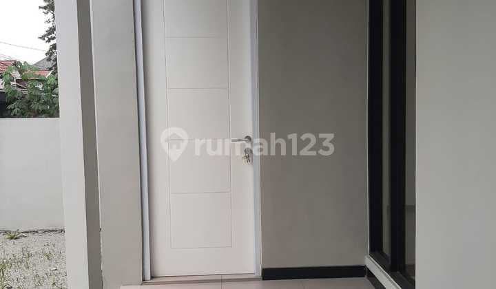 RUMAH SIAP HUNI DI TAMAN HOLIS INDAH  2