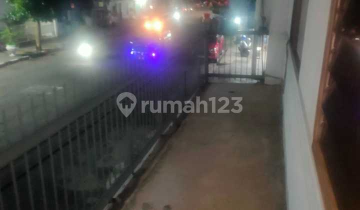 Dijual Ruko dan Rumah ( Menyatu) di Ciateul Sayap Otista