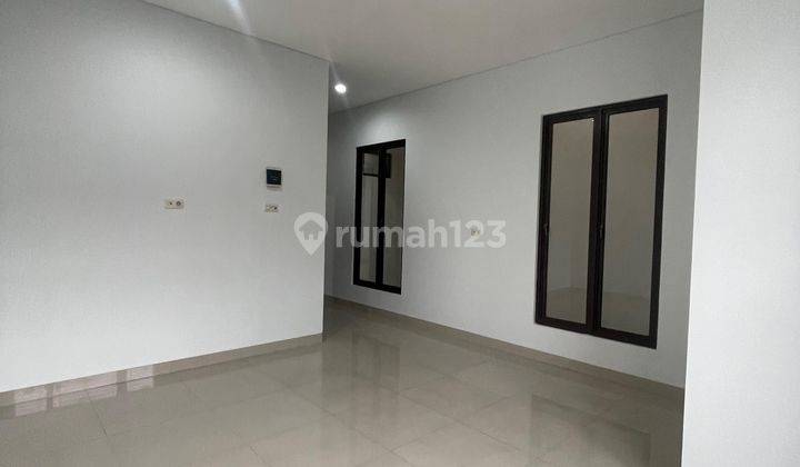 Dijual / Sewa Rumah 3 Lantai Di.jalan Sutami Bandung Bagus 2