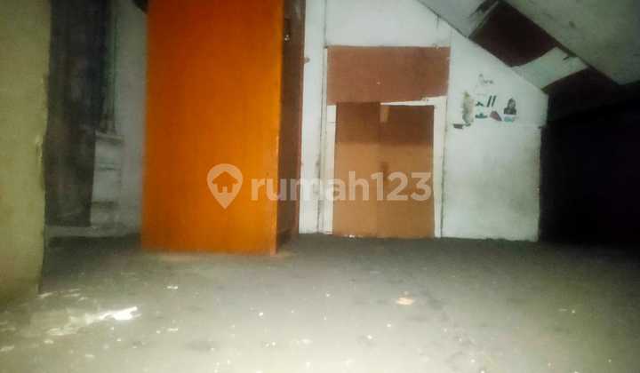 For Sale: Commercial Shop and House (Attached) on Ciateul Sayap Otista Street. 2