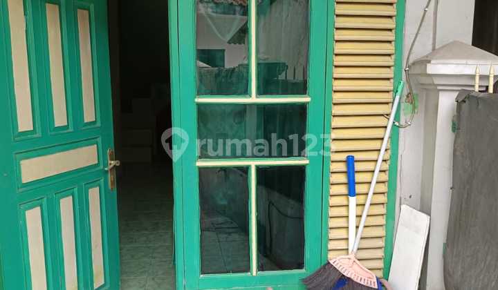 RUMAH SIAP HUNI 6 KAMAR TIDUR DI MARGAHAYU PERMAI  2