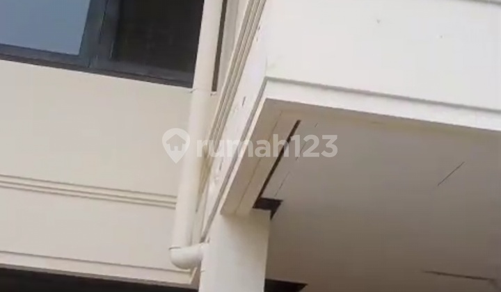 For Sale Spacious House In Babakan Jeruk, Pasteur Wing 2