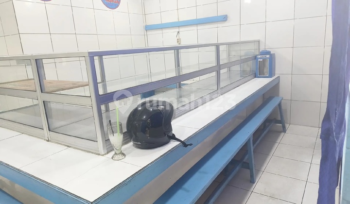 Rumah Buat Usaha Perumahan Kranggan Permai Pinggir Jalan Bagus SHM di Cibubur Rumah Buat Usaha Perumahan Kranggan Permai Pinggir Jalan Bagus SHM di Cibubur