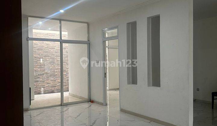 Rumah Kontrakan Bagus Raffles Hills Cibubur Shm  2