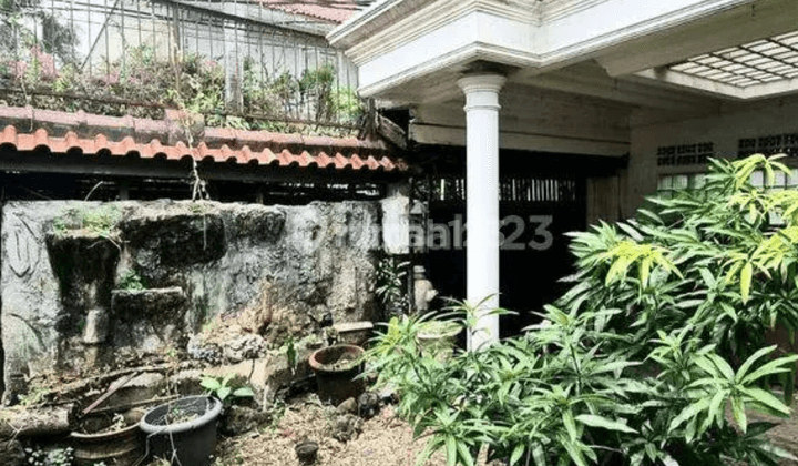 Rumah Dan Hanya Hitung Tanah Di Segitiga Emas Menteng 2