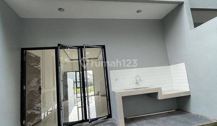 Rumah 2lantai 3kamar Siap Huni Termurah Dekat Tol Jati Asih 2