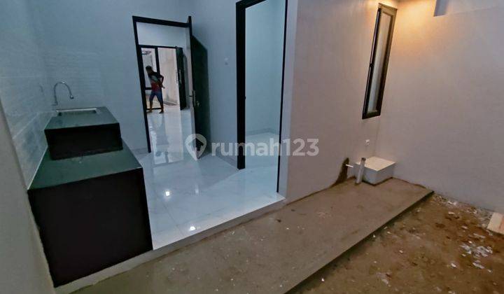 Rumah Desain Minimalis Modern Selangkah Ke Tol Jati Asih  2