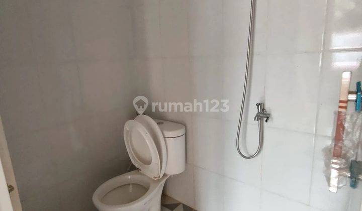 Rumah 2 Lantai Siap Hunu Pondasi Full Bata Merah 2