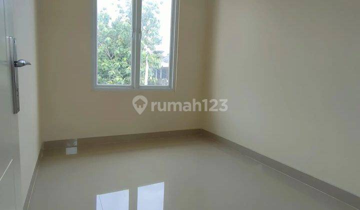 Rumah Mewah 2lantai Harga Murah Letak Strategis 2