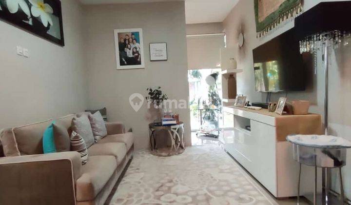 Dijual Cepat! Rumah Asri Semi-Furnished Di Cibubur, Lokasi Strategis Dan Nyaman!  2