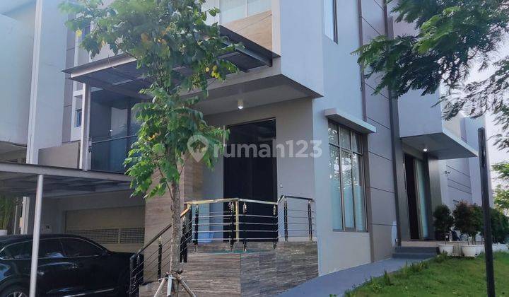Jual Cepat Owner Bu Rumah 12x25 Hoek di Golf Island 2