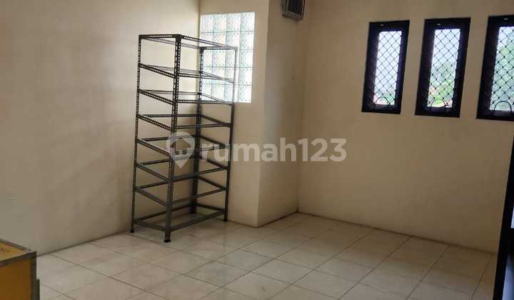 Rumah 2 Lantai Sukomanunggal Surabaya Barat  2