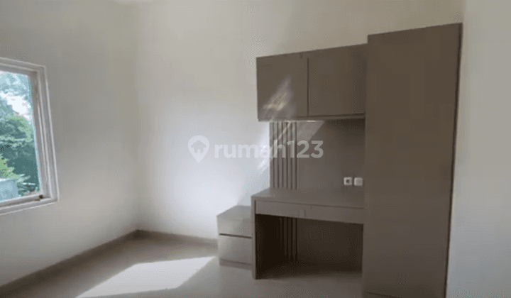 Rumah Furnished 2 Lantai Dekat Kampus Ugm Sleman Yogya 2