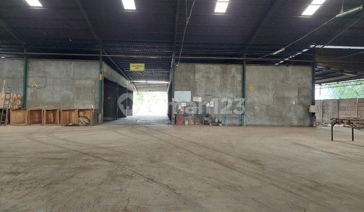Warehouse Building Ex Factory for Sale in Pasuruan, East Java Warehouse Building Ex Factory for Sale in Pasuruan, East Java