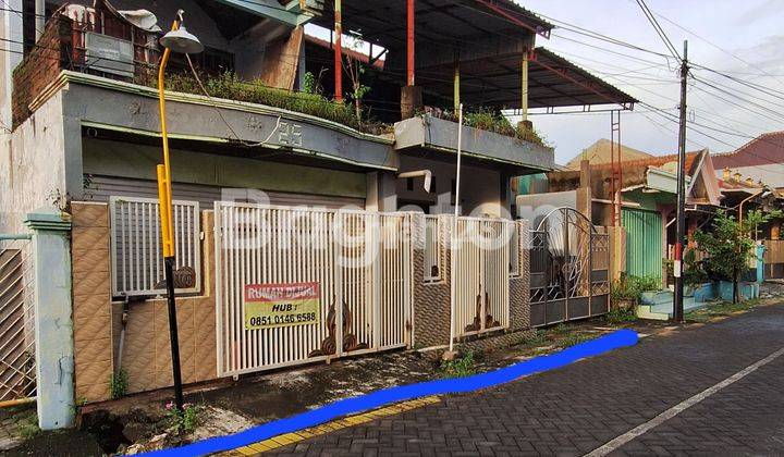 Hunian di Kota Gresik dengan Tanah Super Luas 1