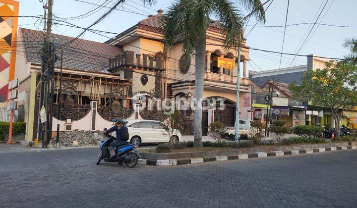 RUMAH MEWAH AREA GKB GRESIK BISA UNTUK KANTOR 1