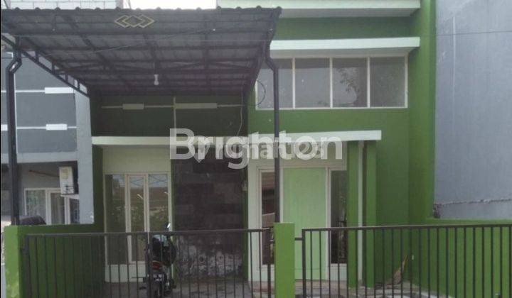 Rumah Grenhill Gresik 1
