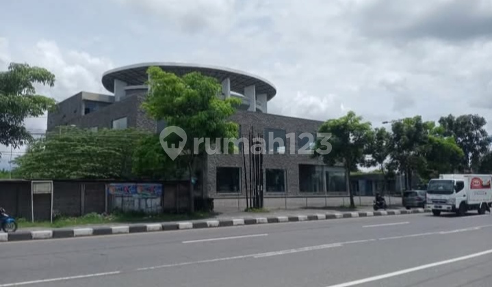 Ruang Usaha Stategis Jalan Magelang Yogyakarta Ruang Usaha Stategis Jalan Magelang Yogyakarta