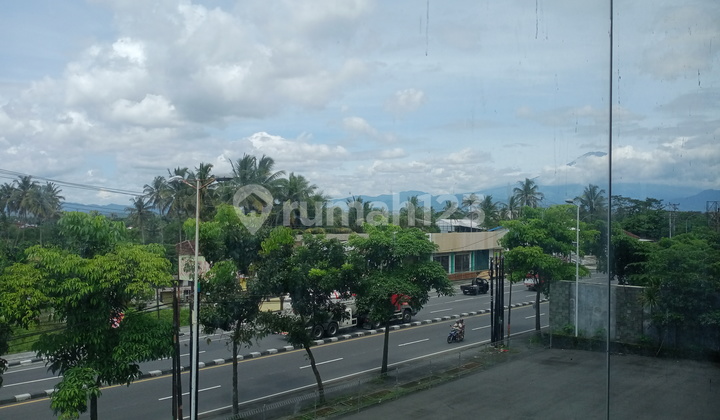 Ruang Usaha Strategis Luas Jalan Raya Dekat Borobudur Magelang 2