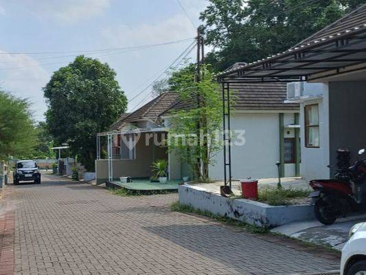 Rumah Strategis Shm Dalam Perumahan Di Yogyakarta 2