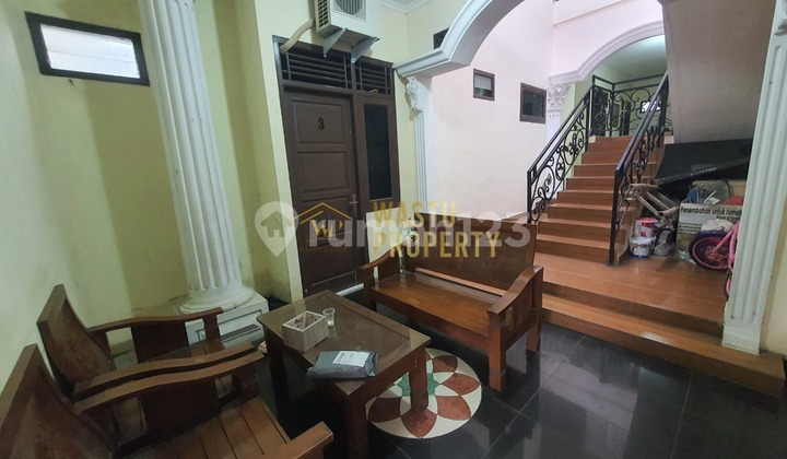 Kost Luas 2 Lantai Dekat kampus Paramadina Jakarta Timur Kost Luas 2 Lantai Dekat kampus Paramadina Jakarta Timur