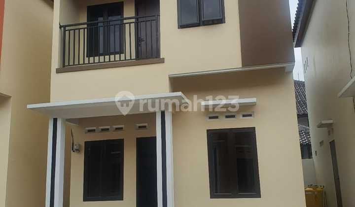 Rumah Siap Huni di Pondok Gede, Bekasi Dekat Stasiun Rumah Siap Huni di Pondok Gede, Bekasi Dekat Stasiun