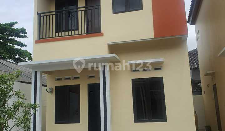 2-Story Residence in Bekasi Near Halim Perdanakusuma Airport 2-Story Residence in Bekasi Near Halim Perdanakusuma Airport