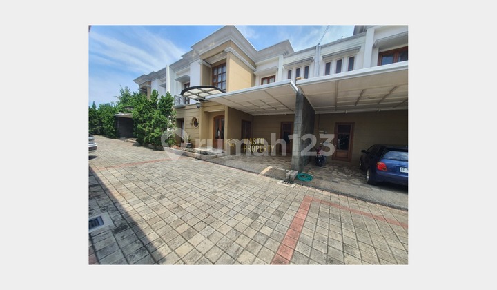 Rumah 2 Lantai Dekat Stasiun Lenteng Agung - Cluster Siap Huni