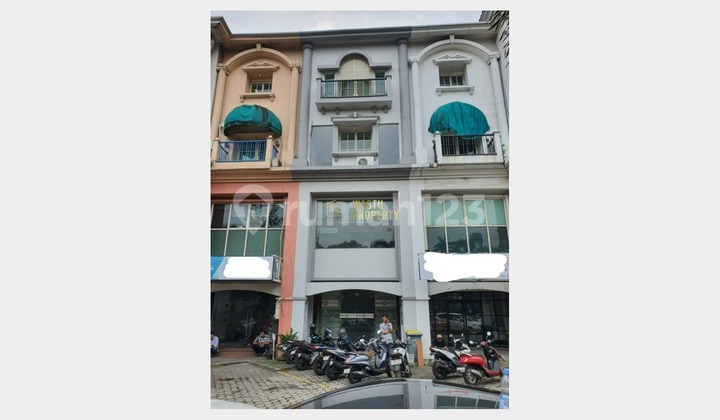 Ruko Murah 4 Lantai di Mainroad Gandaria Utara Ruko Murah 4 Lantai di Mainroad Gandaria Utara