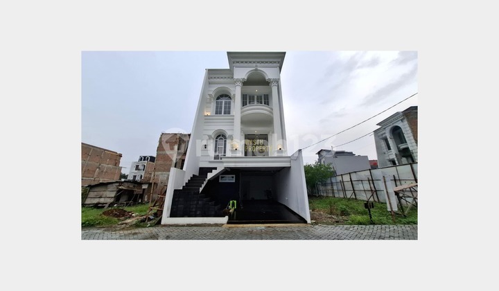 Hunian American Classic Dekat Sma N 28 Jakarta