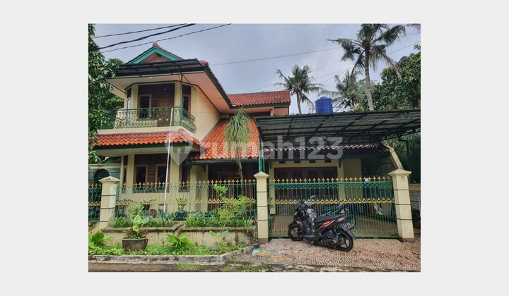 Rumah Besar 2 Lantai di Ciracas Dekat Akses Tol Cibubur Rumah Besar 2 Lantai di Ciracas Dekat Akses Tol Cibubur