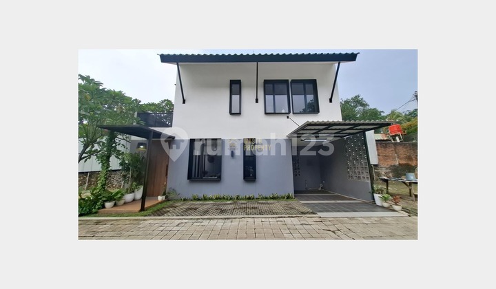 Rumah 2 Lantai Area Ciganjur Jagakarsa, Akses Dekat Tol