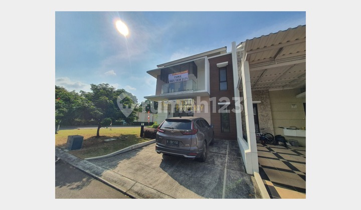 Rumah Luas 2 Lantai Dekat Binus Bekasi, Harga Nego