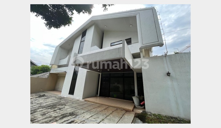 Rumah Tipe Besar Siap Huni 2 Lantai Area Elite Mampang Rumah Tipe Besar Siap Huni 2 Lantai Area Elite Mampang