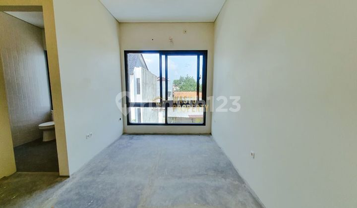 Hunian 3 Lantai Dekat Kampus Upn Veteran Jakarta 2