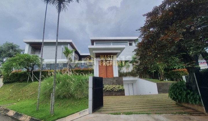 Rumah Megah 2 Lantai Siap Huni di Kebayoran Lama