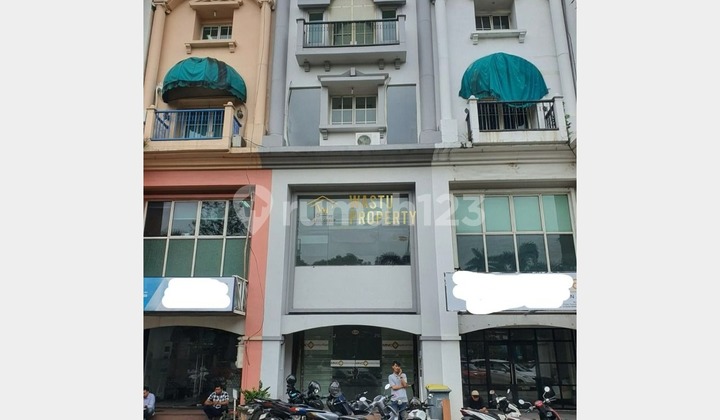 Ruko Premium 4 Lantai di Area Komersial Pondok Indah