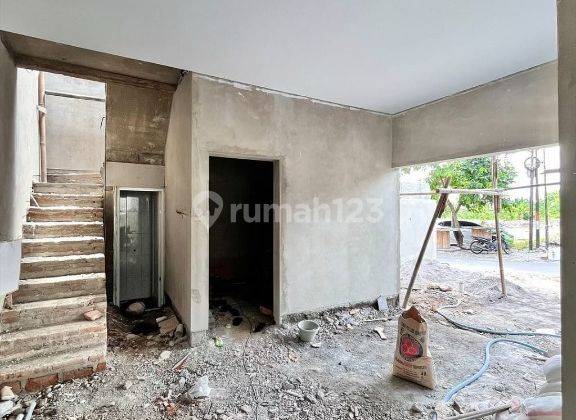 Rumah Bangunan 2 Lantai Di Sleman Dekat Ring Road Barat 2