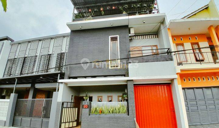 Rumah 3 Lantai Bagus Di Depok Sleman, Siap Huni Harga Nego 1