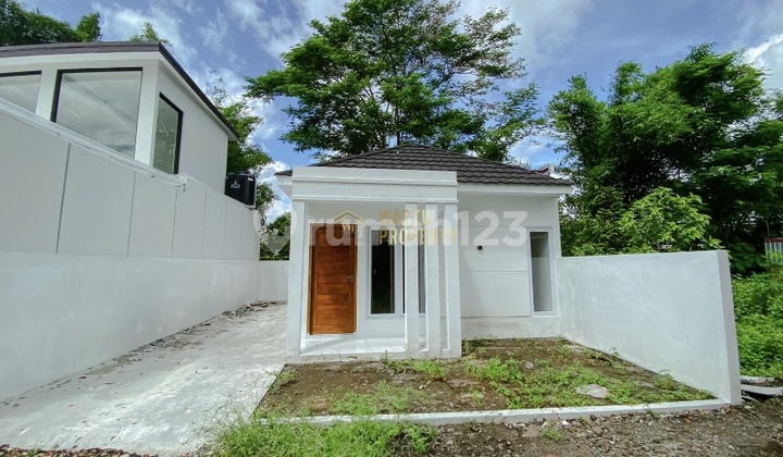 Rumah Murah Desain Minimalis Modern Dekat Jalan Jogja Solo 1