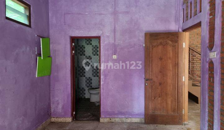 RUMAH SECOND MURAH TANAH LUAS DI MINGGIR, SLEMAN 2
