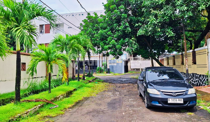 Affordable Plots in Cinere, SHM Split Ready for Residential Construction Affordable Plots in Cinere, SHM Split Ready for Residential Construction