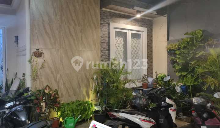Dijual Rumah 1 Lantai Semi Furnished Daerah Metland Dijual Rumah 1 Lantai Semi Furnished Daerah Metland