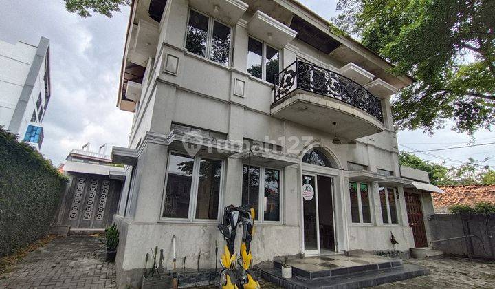 Dijual Tempat Usaha Ex Resto Lokasi Strategis 2