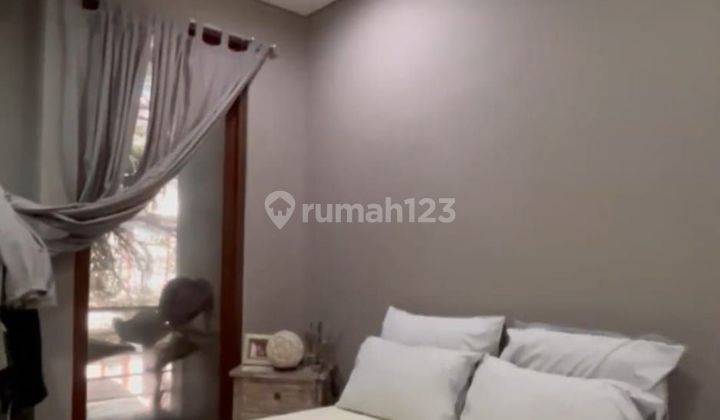 Dijual Rumah 2 Unit Rumah Berkonsep Ruang Terbuka Hijau 1