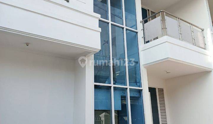 Dijual Rumah 2 Lantai Di Perumahan Taman Modern 1