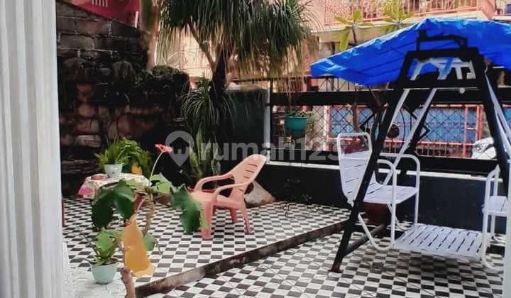 For Sale House Hook Furnished Ready to Live In Large Yard 2