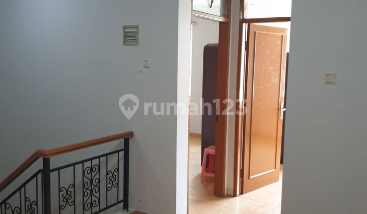 Dijual Rumah 2.5 Lantai Siap Huni Bebas Banjir di Gading Arcadia 2