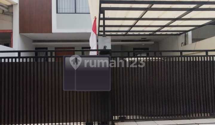 Dijual Rumah Bangunan Baru Siap Huni 2.5 Lantai Dijual Rumah Bangunan Baru Siap Huni 2.5 Lantai